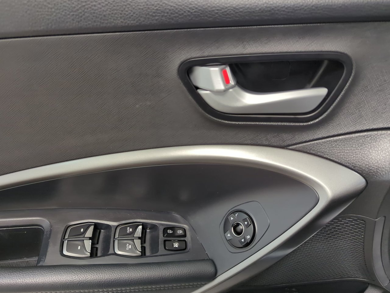 2017 Hyundai Santa Fe Sport SE-12