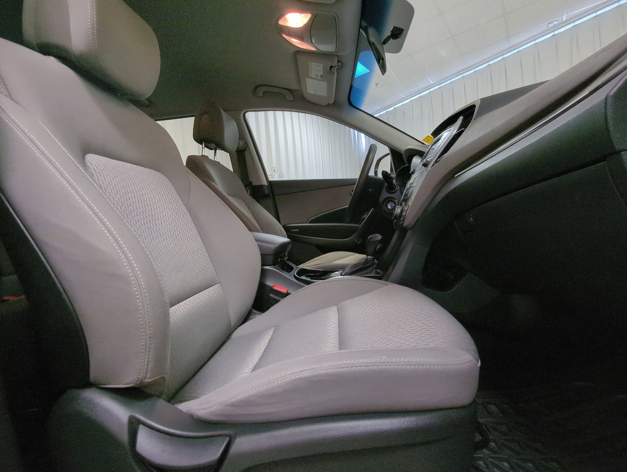 2018 Hyundai Santa Fe XL BASE-23