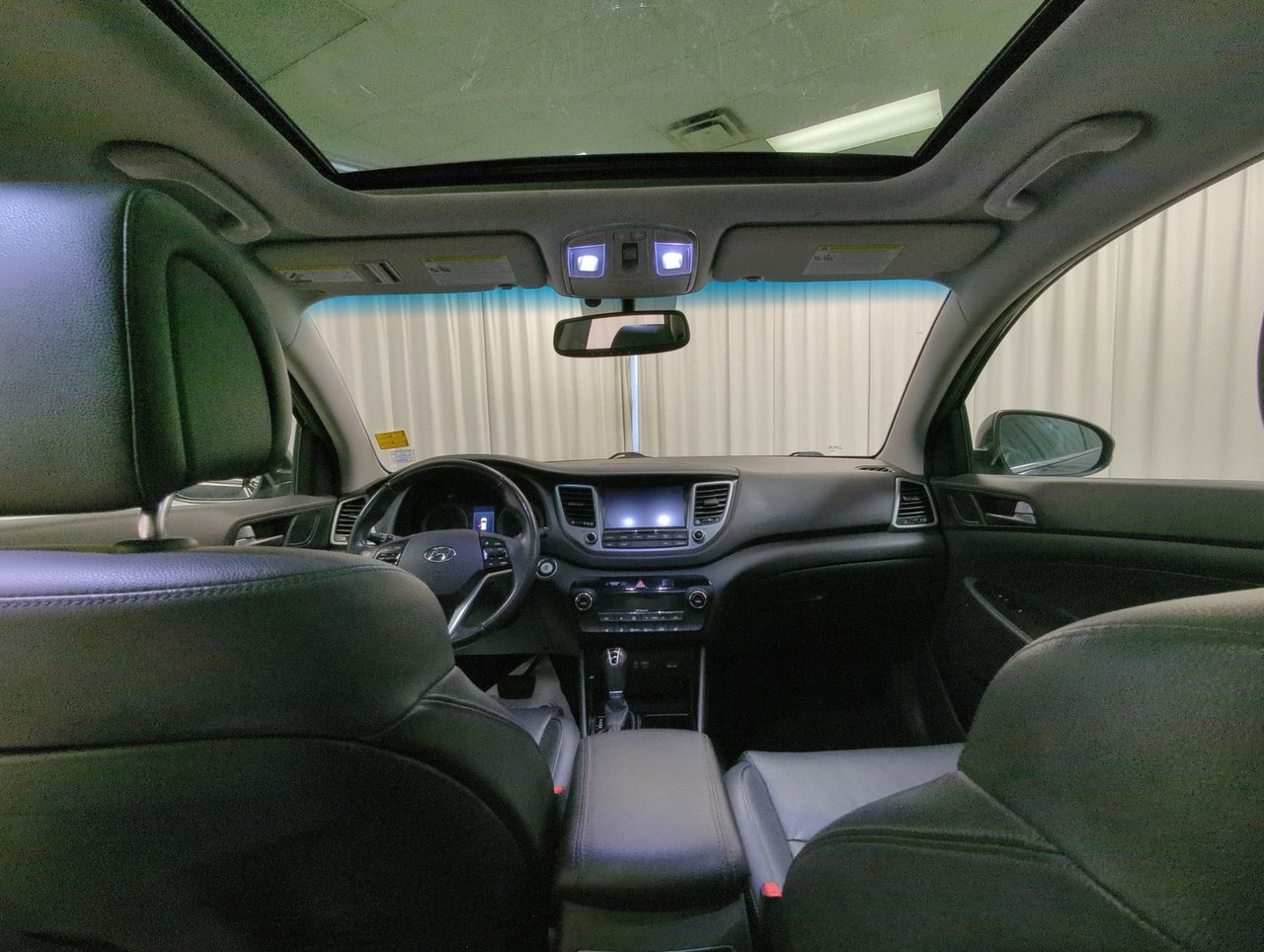 2017 Hyundai Tucson Limited-21