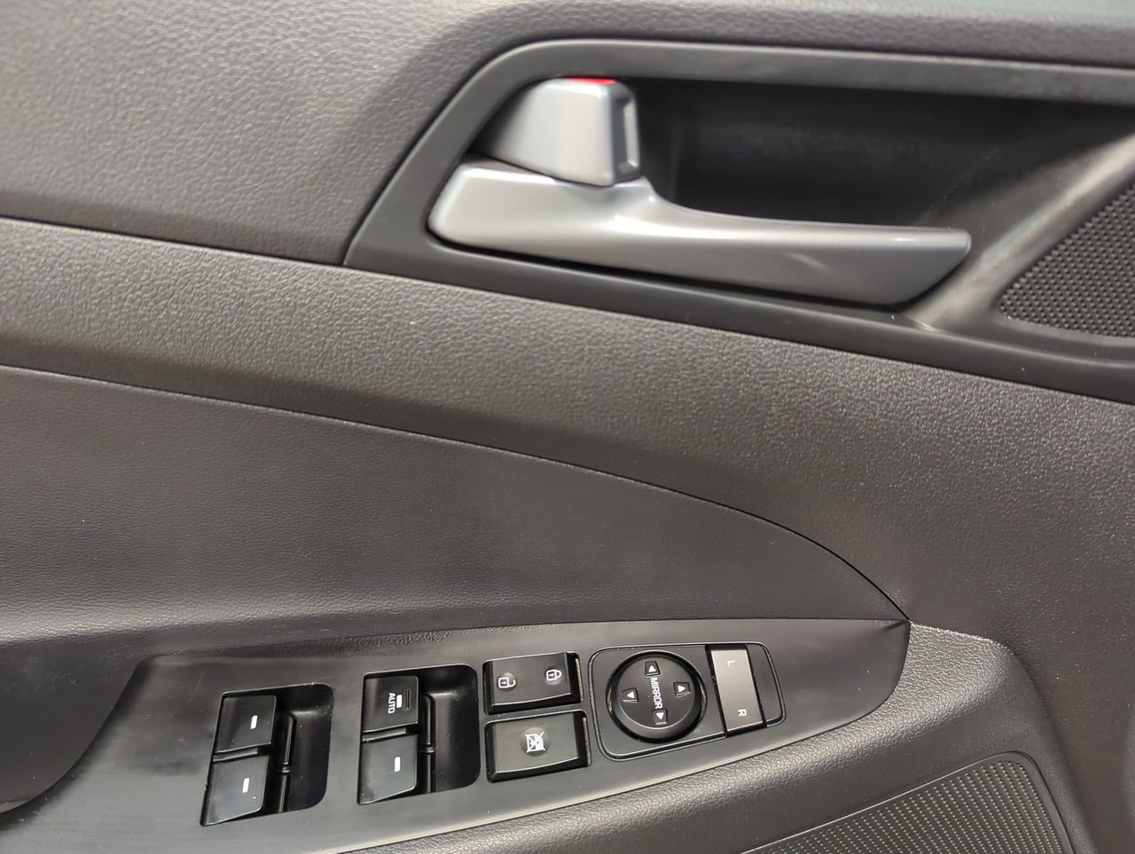 2017 Hyundai Tucson Limited-12