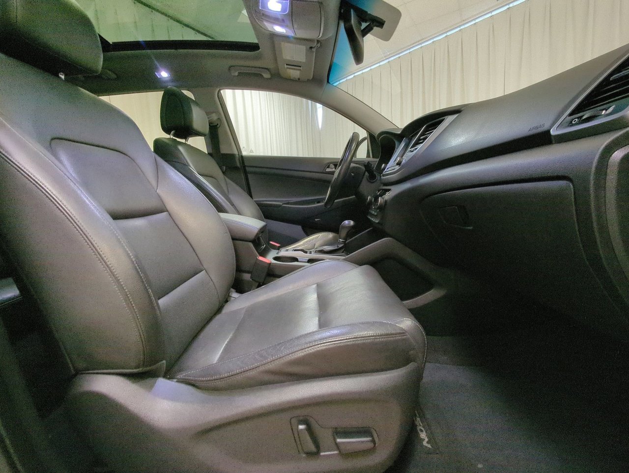 2017 Hyundai Tucson Limited-24