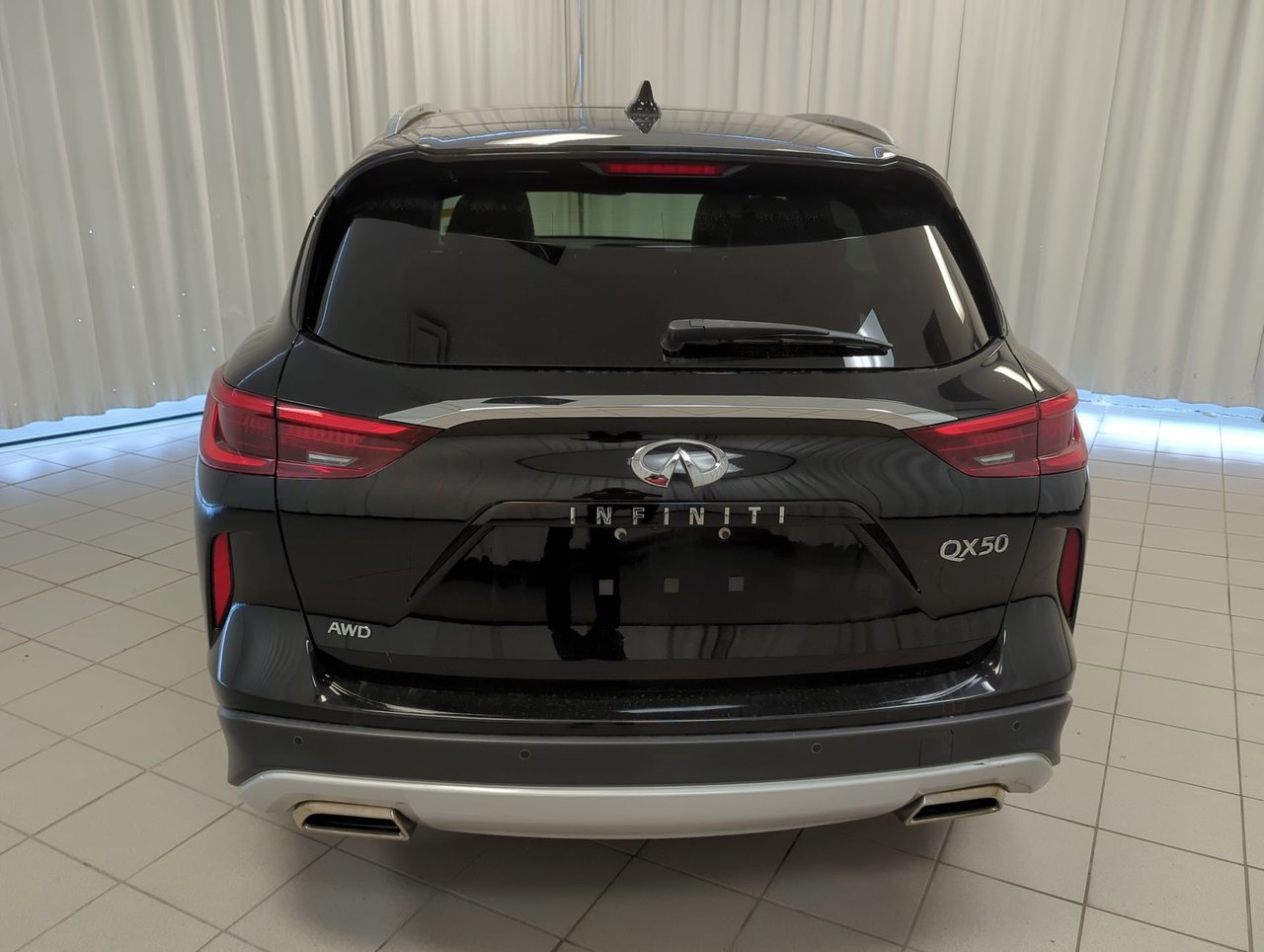 2019 Infiniti QX50 LUXE-6