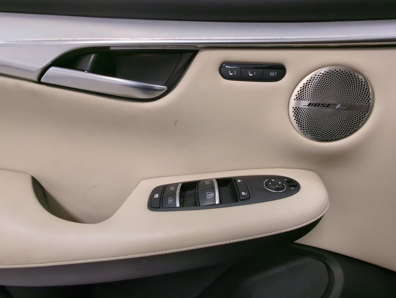2019 Infiniti QX50 LUXE-12