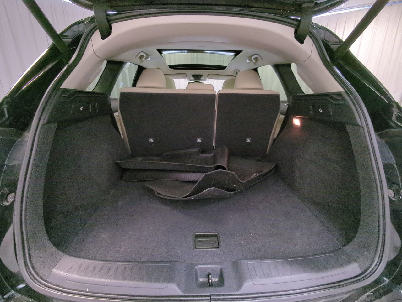 2019 Infiniti QX50 LUXE-23