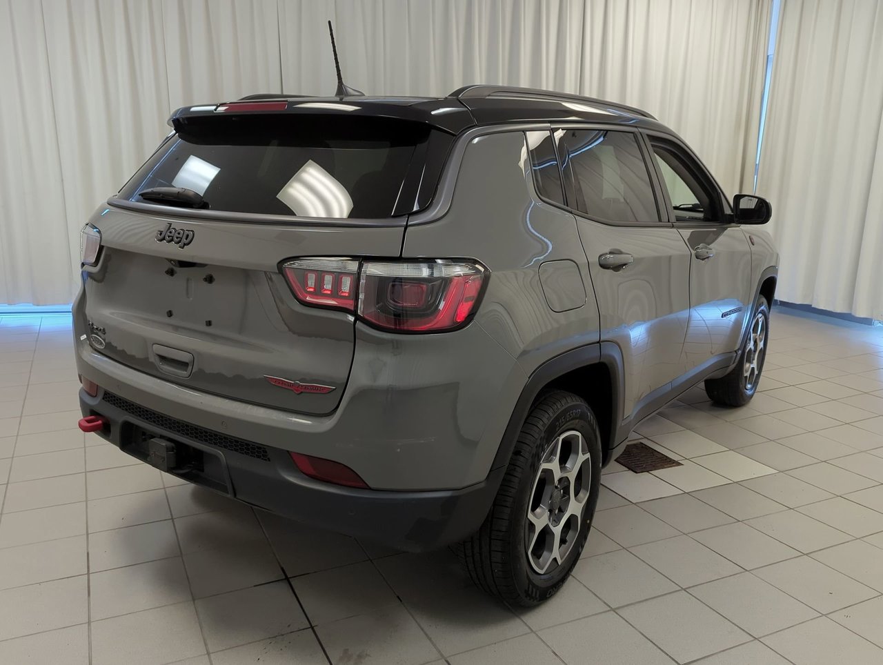 2022 Jeep Compass Trailhawk-7