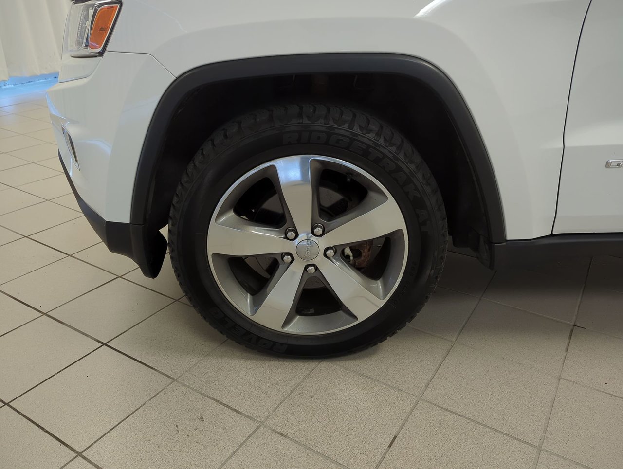 2015 Jeep Grand Cherokee Limited-9