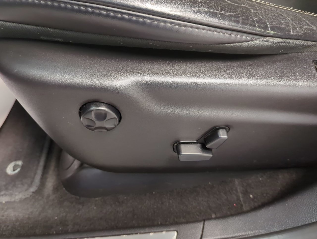 2015 Jeep Grand Cherokee Limited-11