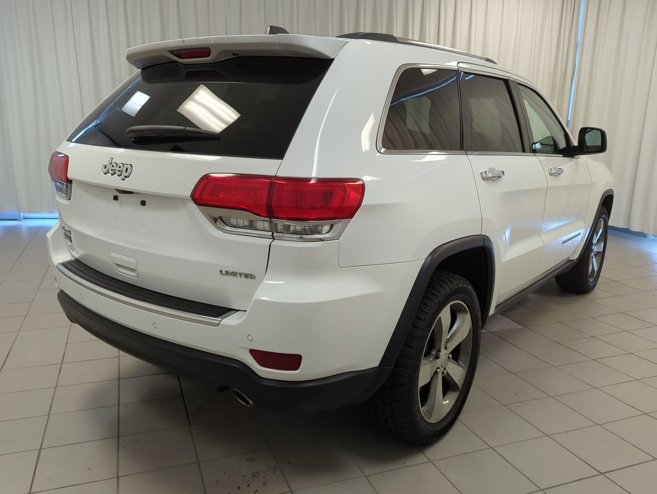 2015 Jeep Grand Cherokee Limited-7