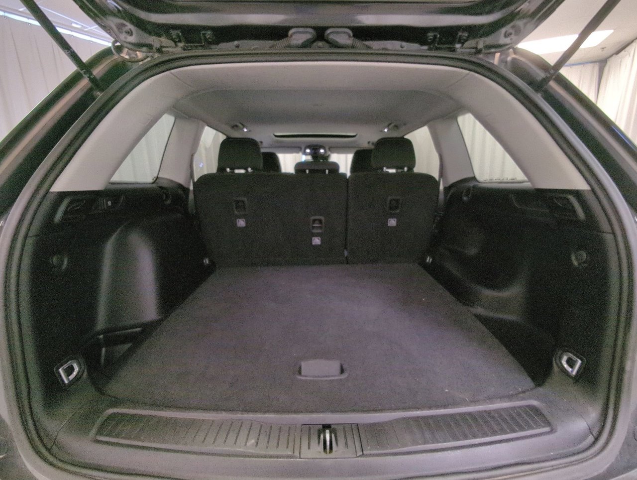 2023 Jeep Grand Cherokee Laredo-22