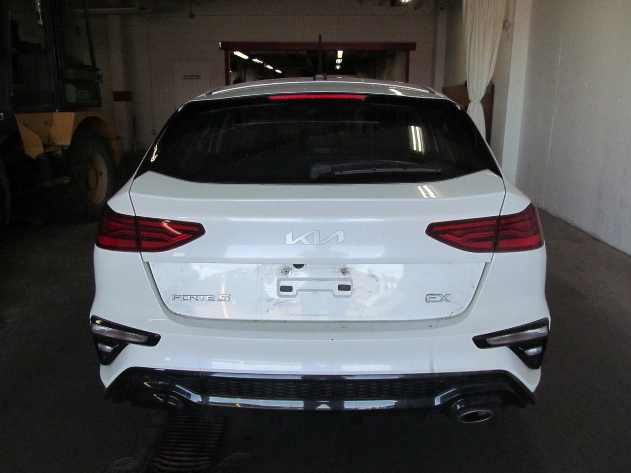 2022 Kia Forte5 EX-2