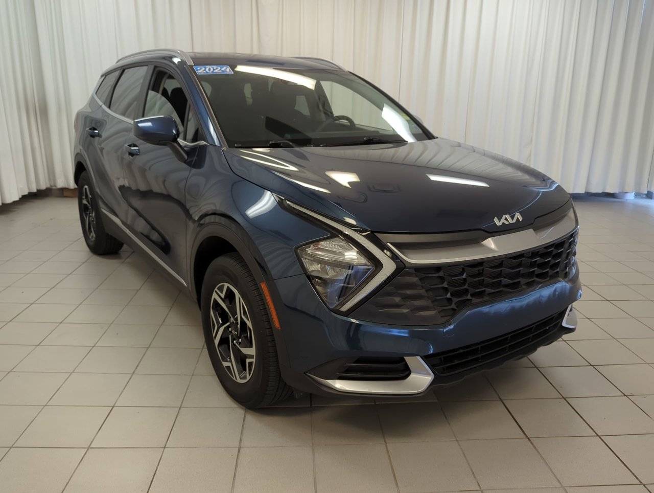 2024 Kia Sportage LX-1