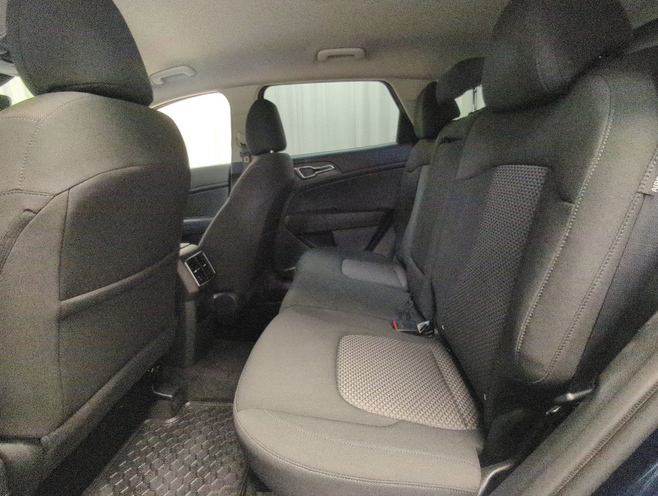 2024 Kia Sportage LX-20