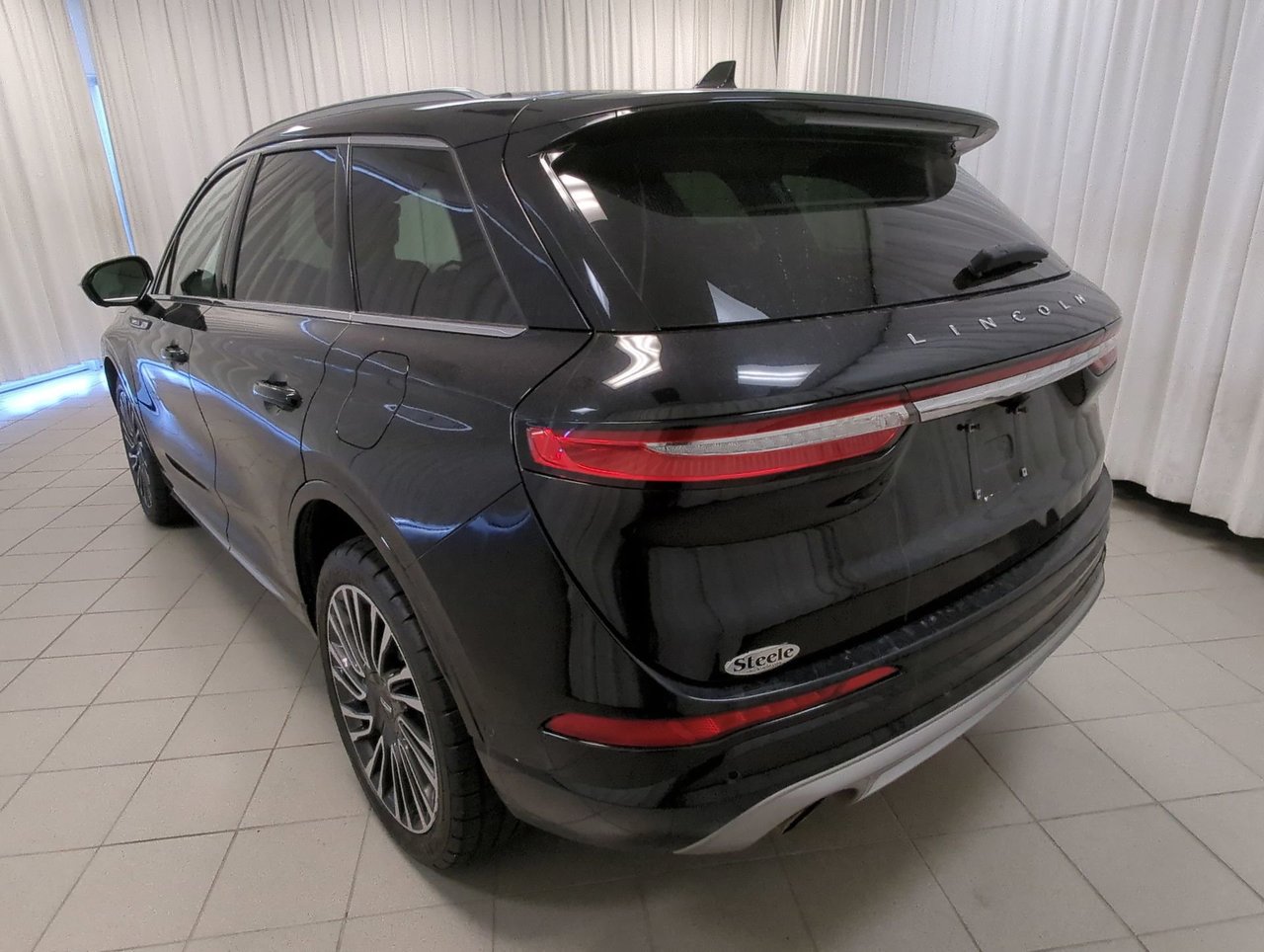 2020 Lincoln Corsair Reserve-5