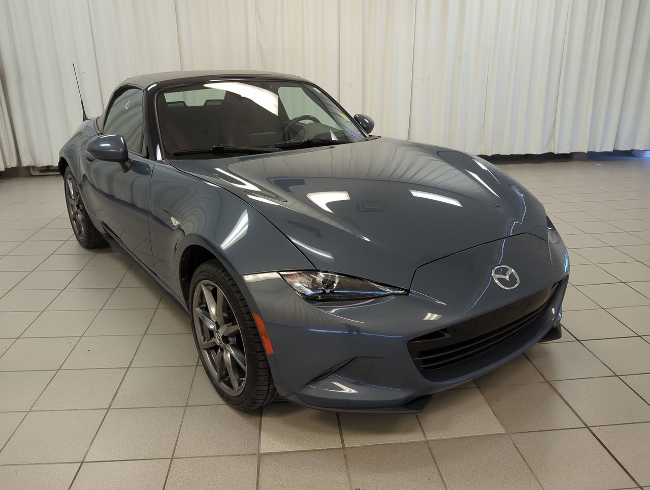 2020 Mazda MX-5 GT-1