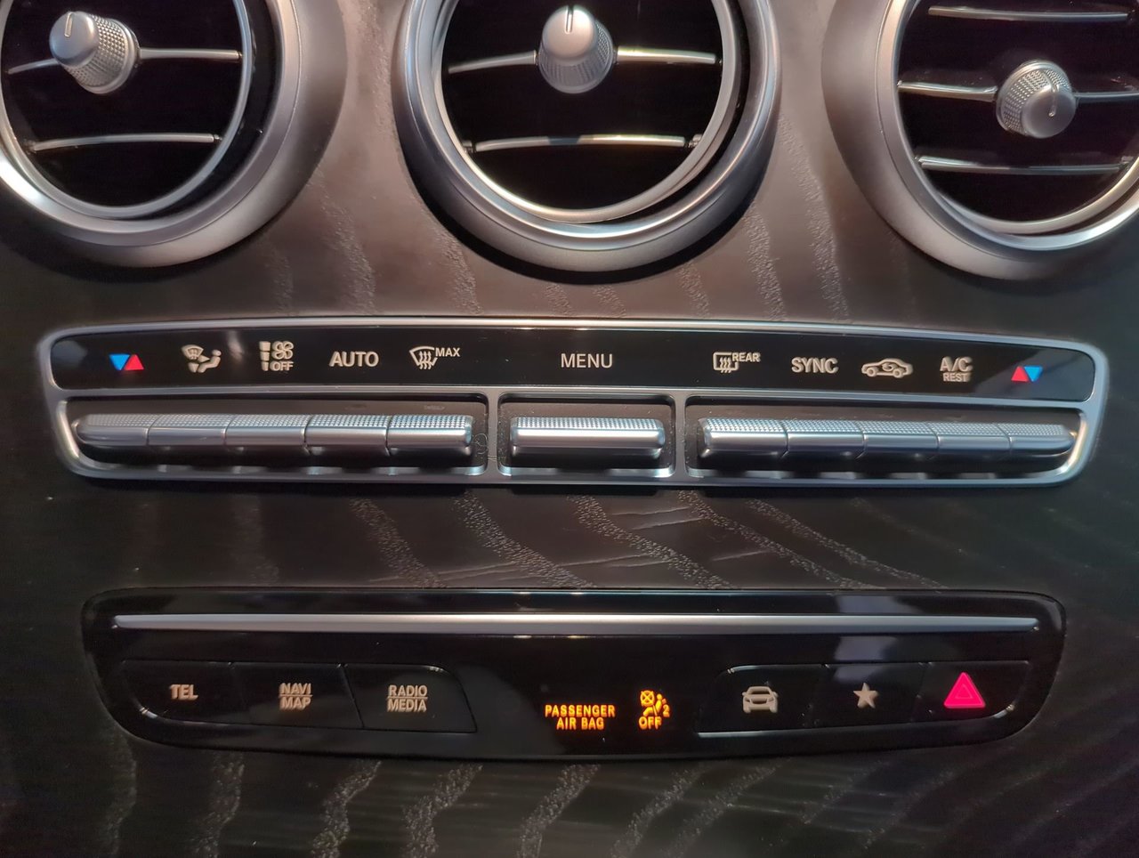 2022 Mercedes-Benz GLC 300-18