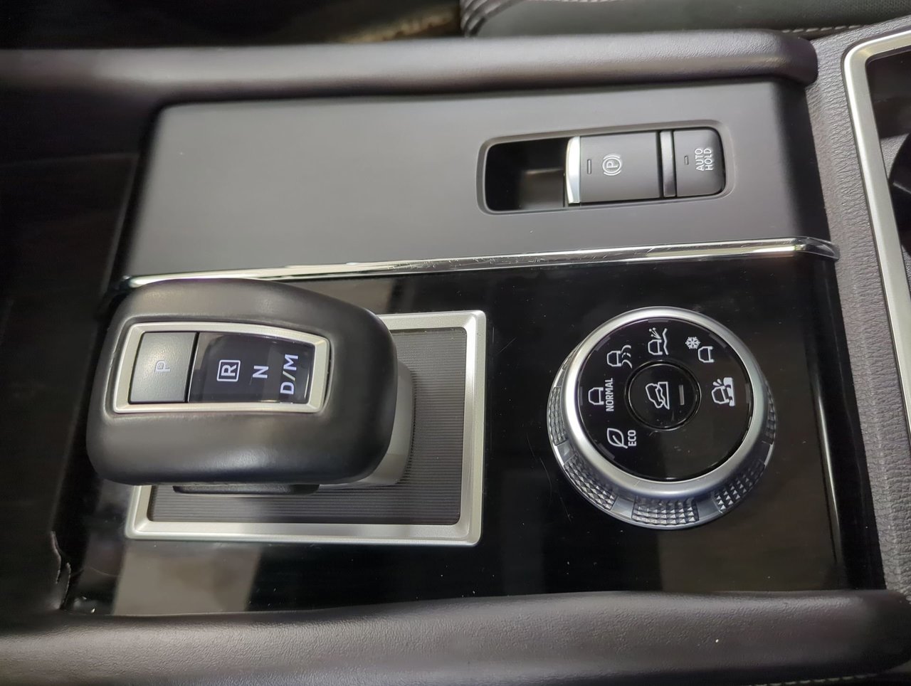 2024 Mitsubishi Outlander SE-18