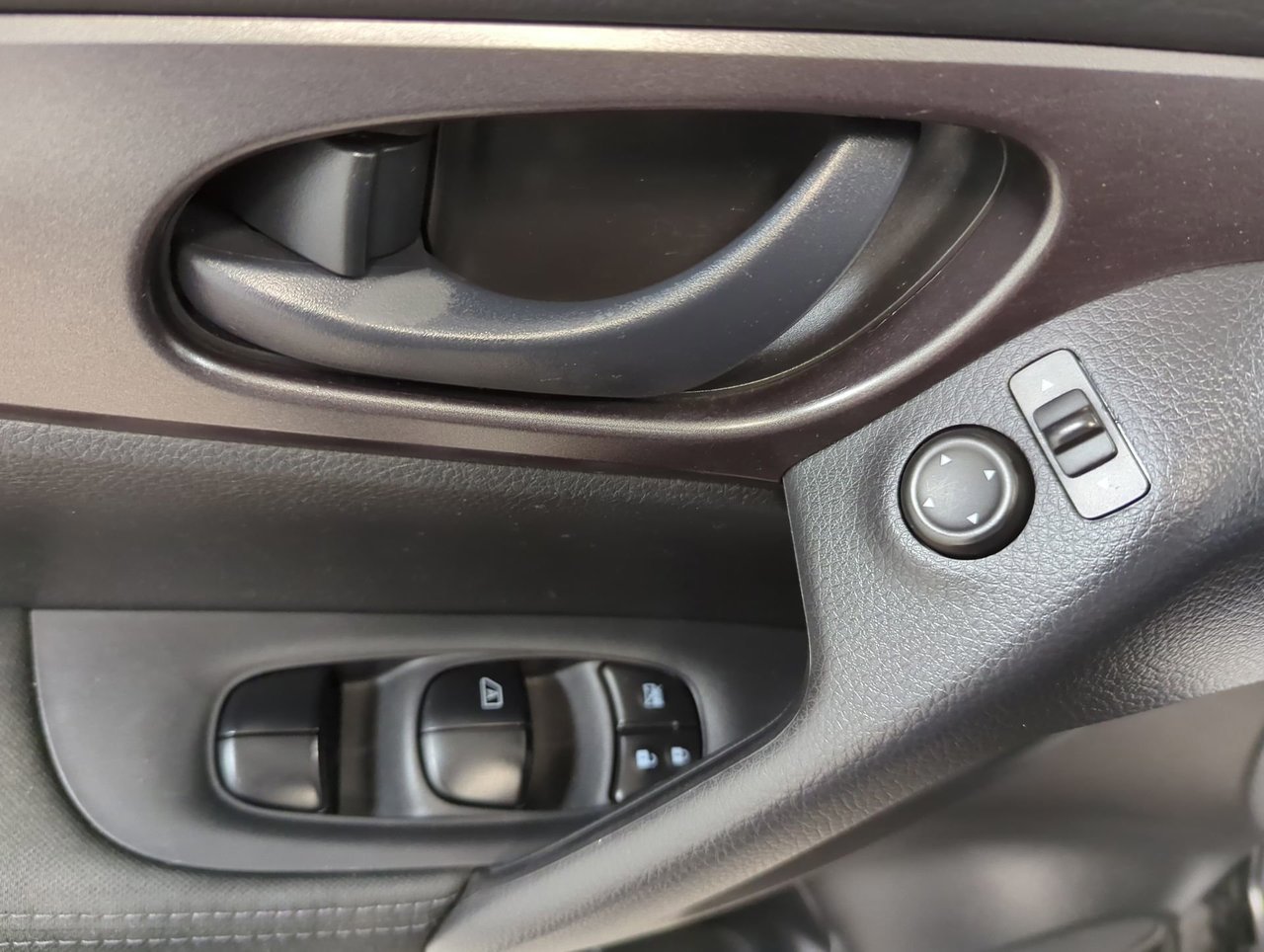 2018 Nissan Qashqai SV-12