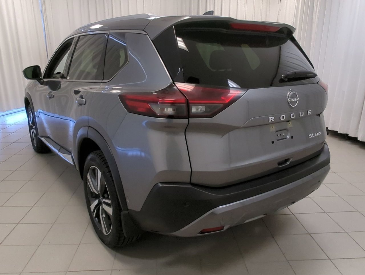 2023 Nissan Rogue SL-5