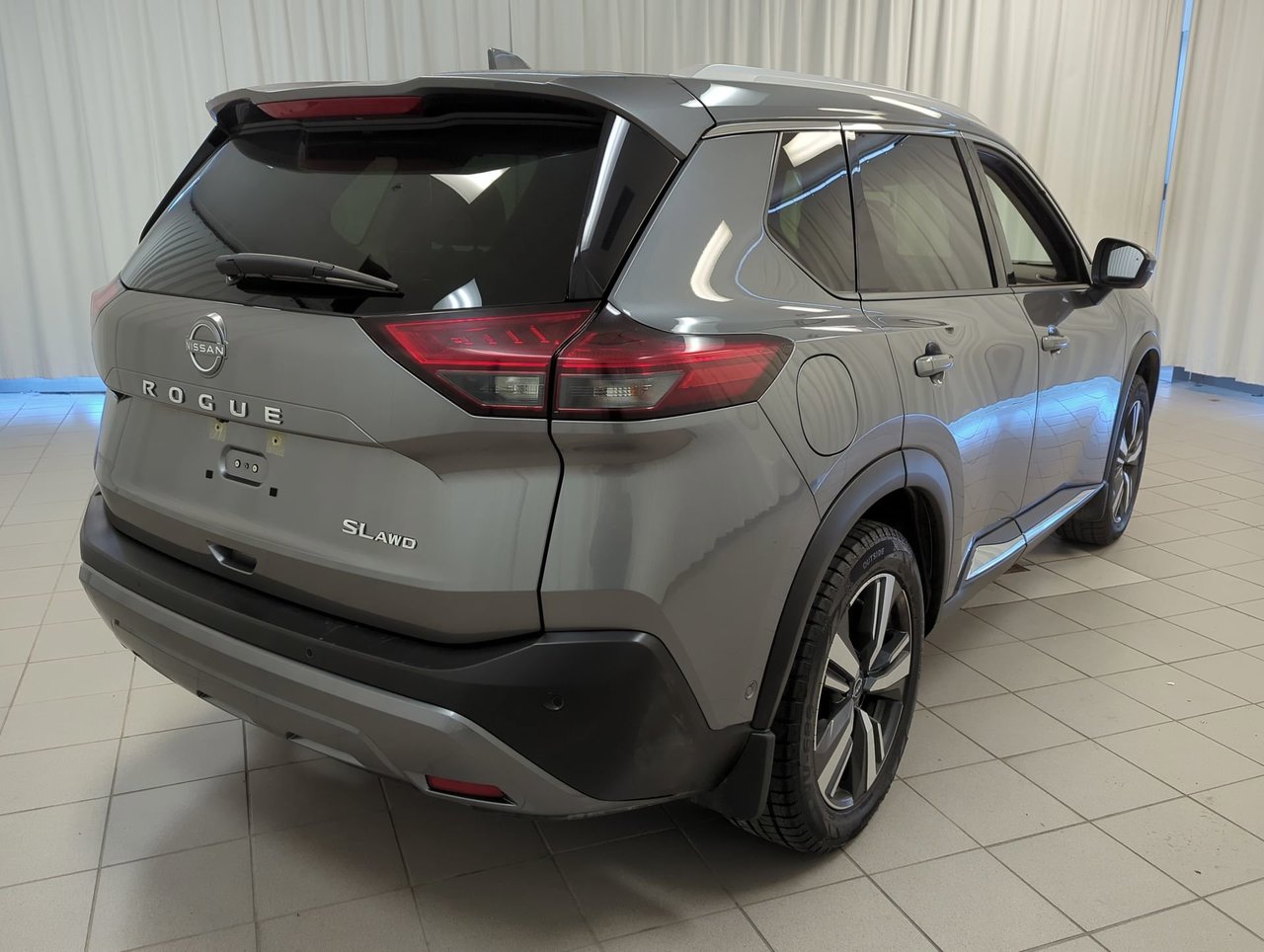 2023 Nissan Rogue SL-7