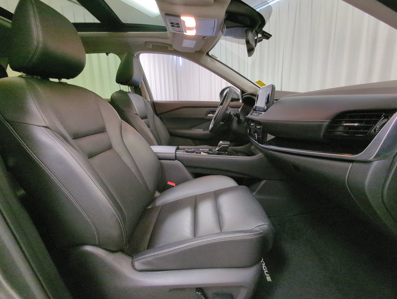 2023 Nissan Rogue SL-24