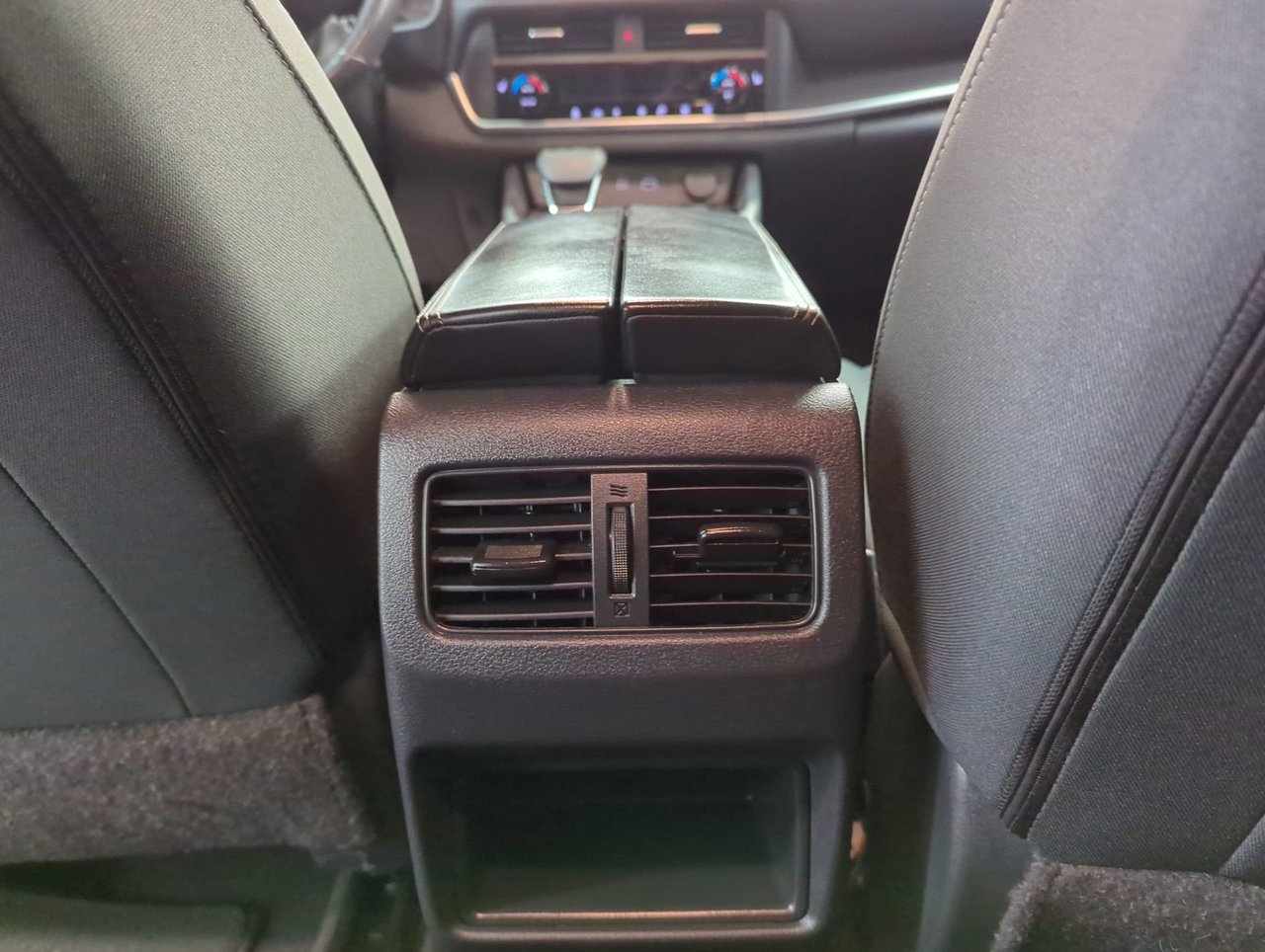 2023 Nissan Rogue S-19