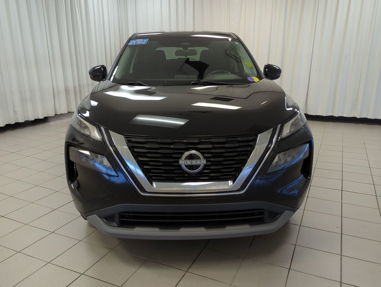 2023 Nissan Rogue S-2