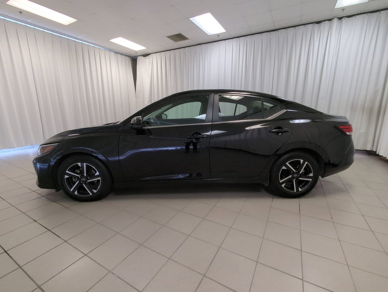 2024 Nissan Sentra SV-4