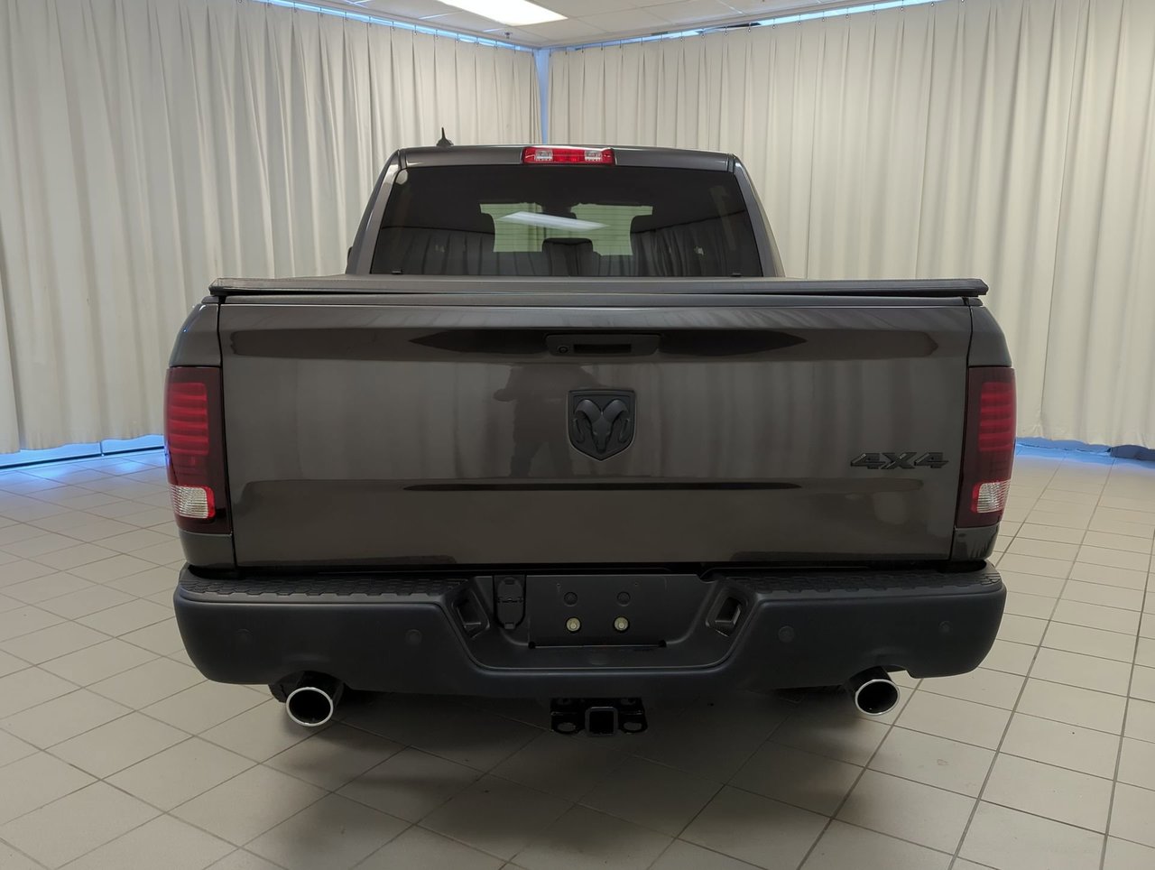 2021 Ram 1500 Classic Warlock-6