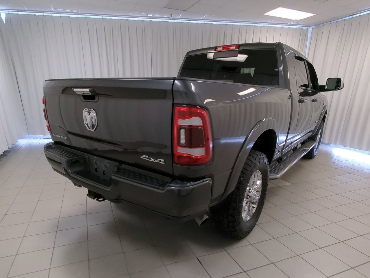 2022 Ram 3500 Limited-7