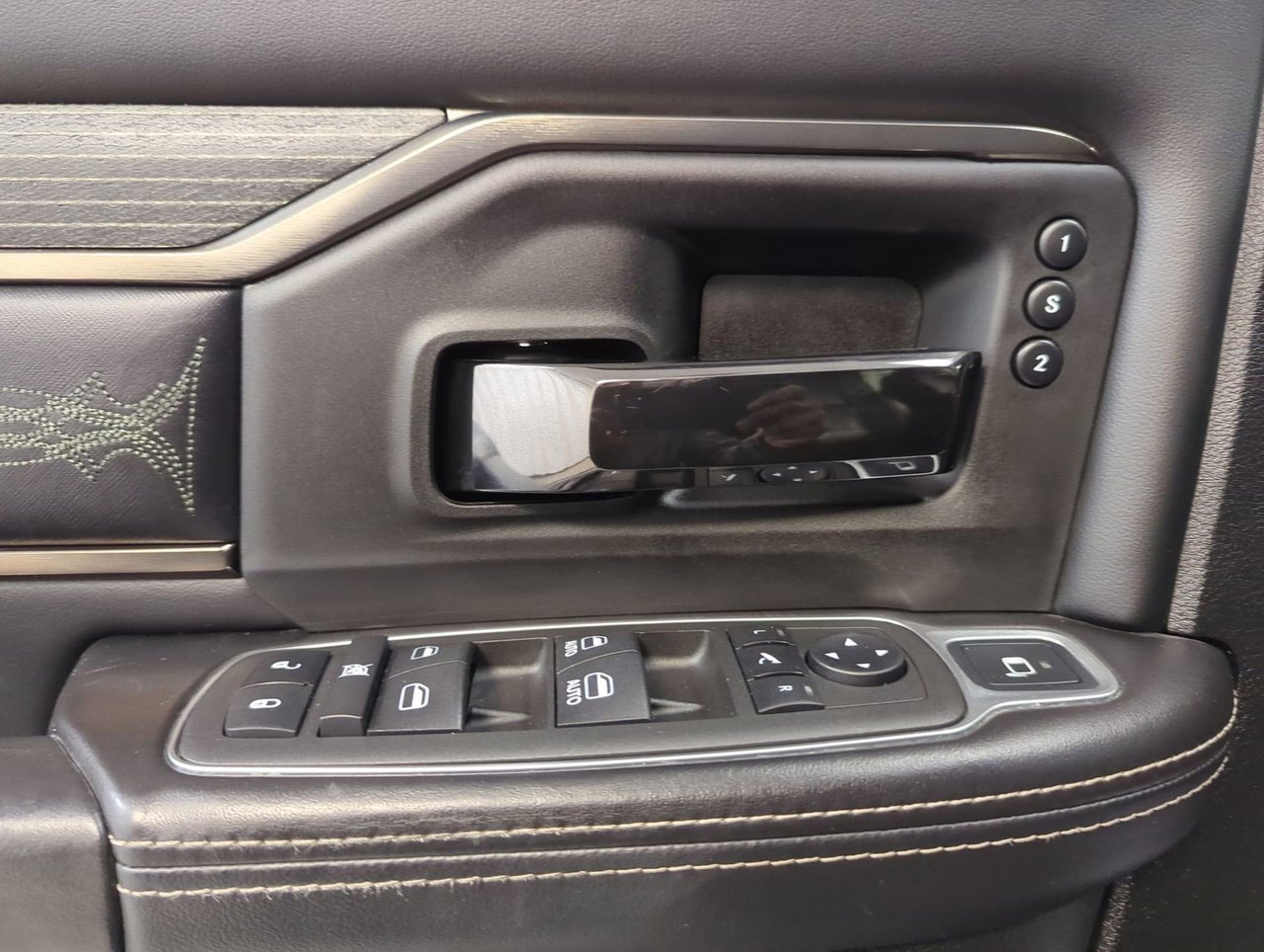 2022 Ram 3500 Limited-12