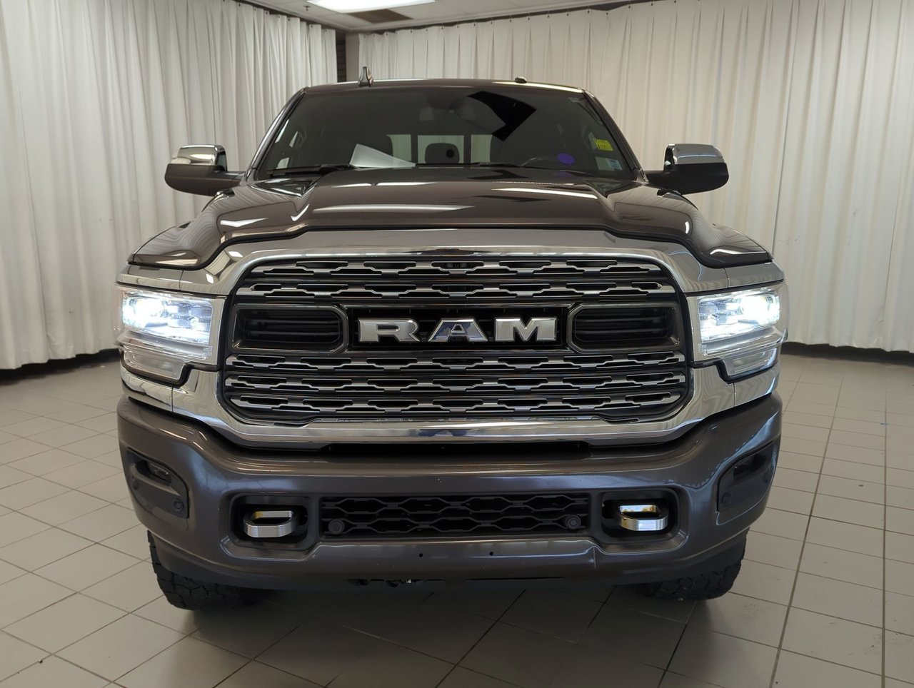 2022 Ram 3500 Limited-2