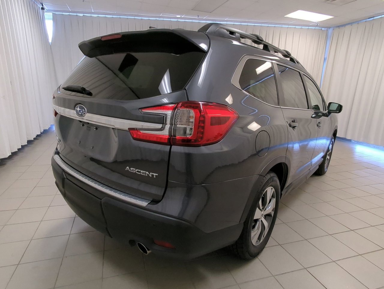 2023 Subaru Ascent Touring-7