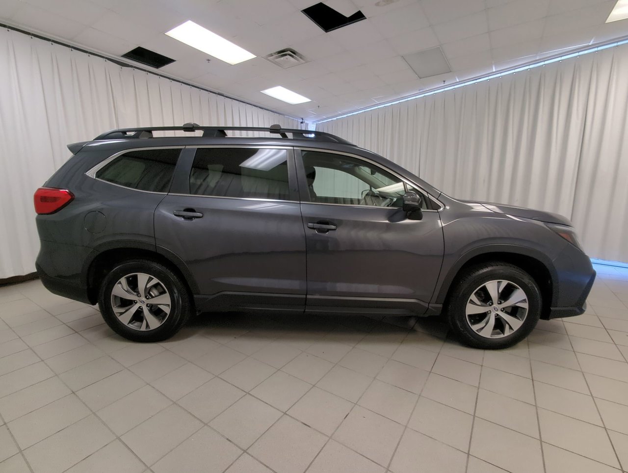 2023 Subaru Ascent Touring-8