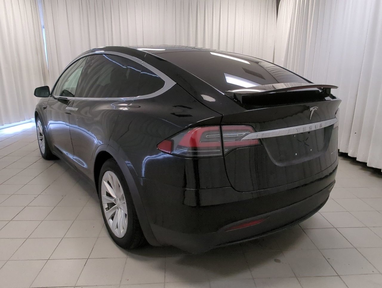 2021 Tesla Model X Long Range-5
