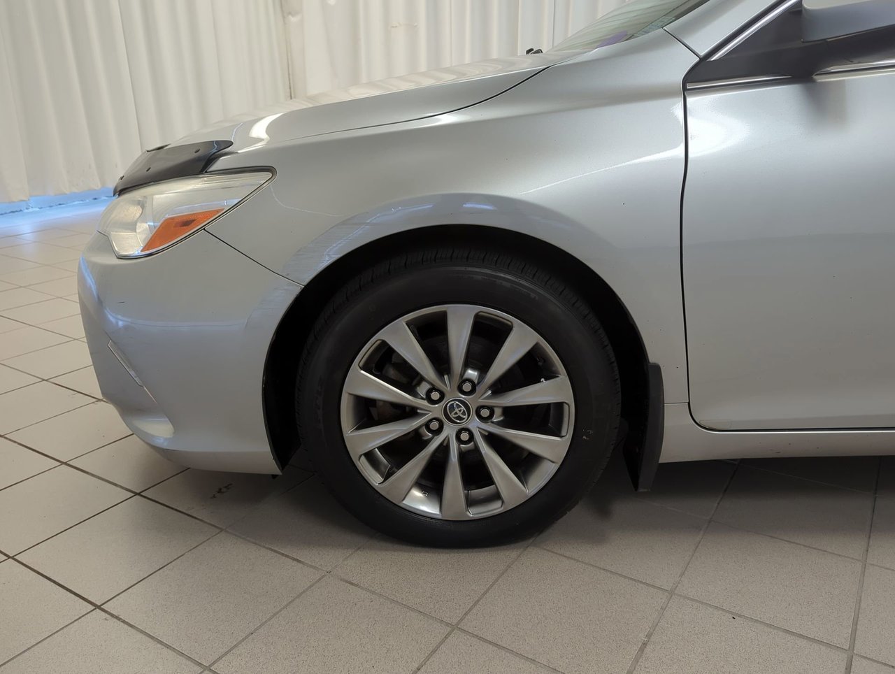 2015 Toyota Camry XLE-9