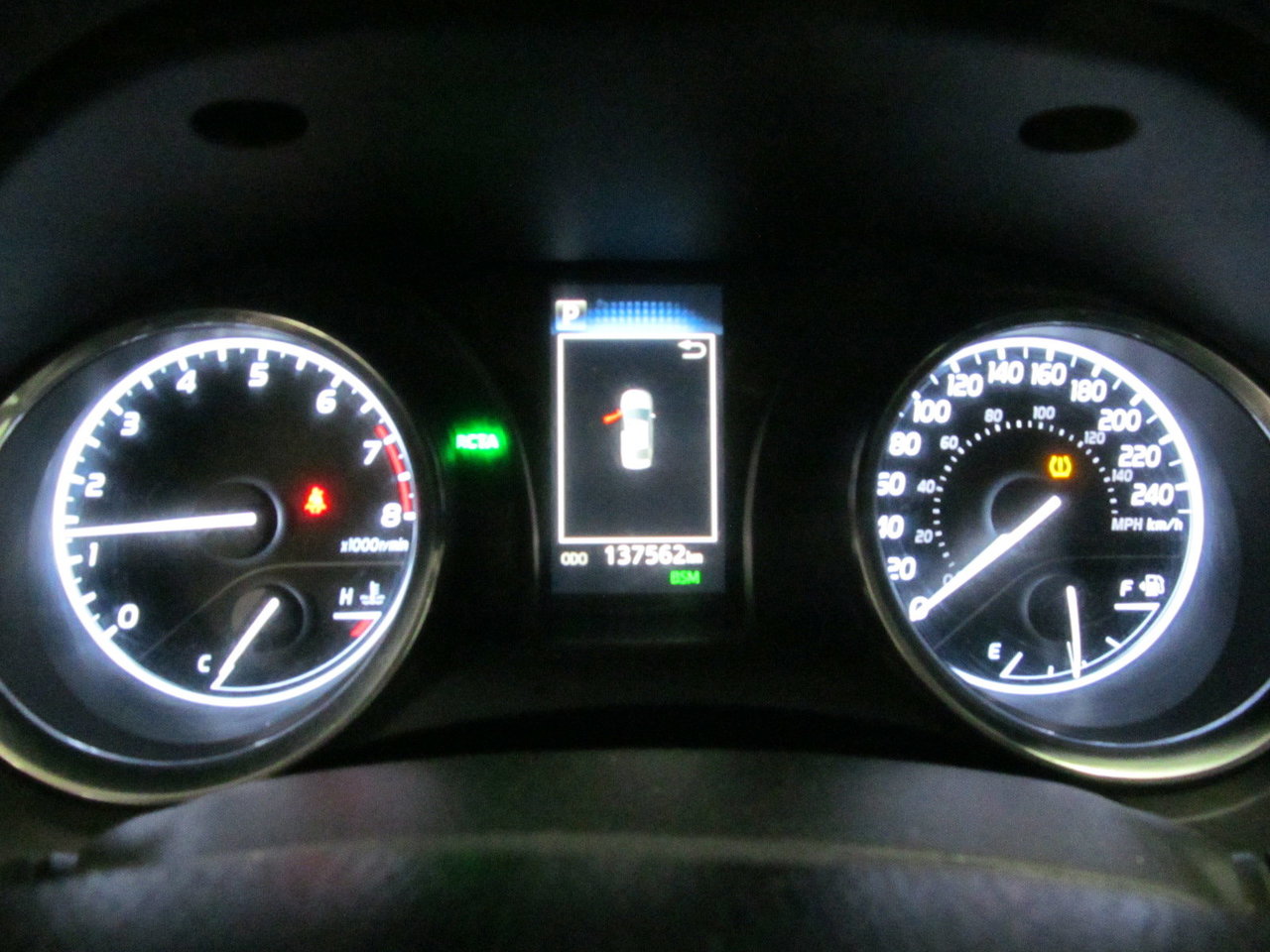 2020 Toyota Camry SE-4