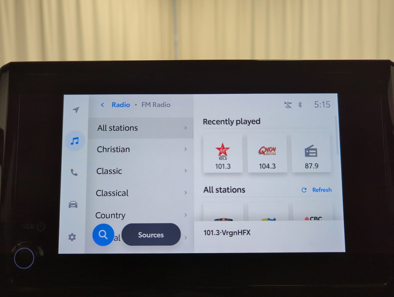 2023 Toyota Corolla Cross LE-15