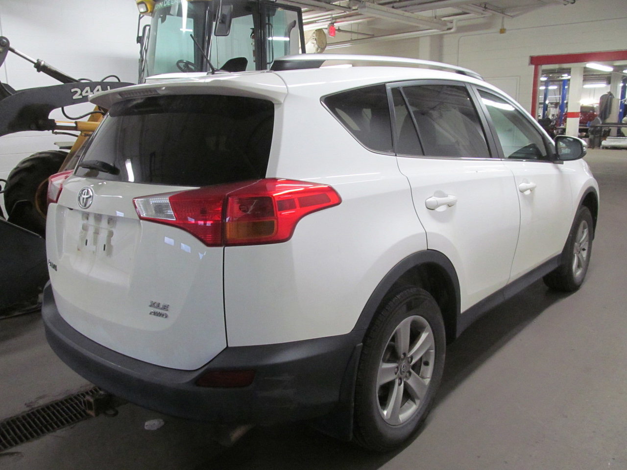 2015 Toyota RAV4 XLE-3