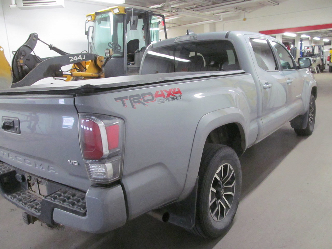 2020 Toyota Tacoma BASE-3