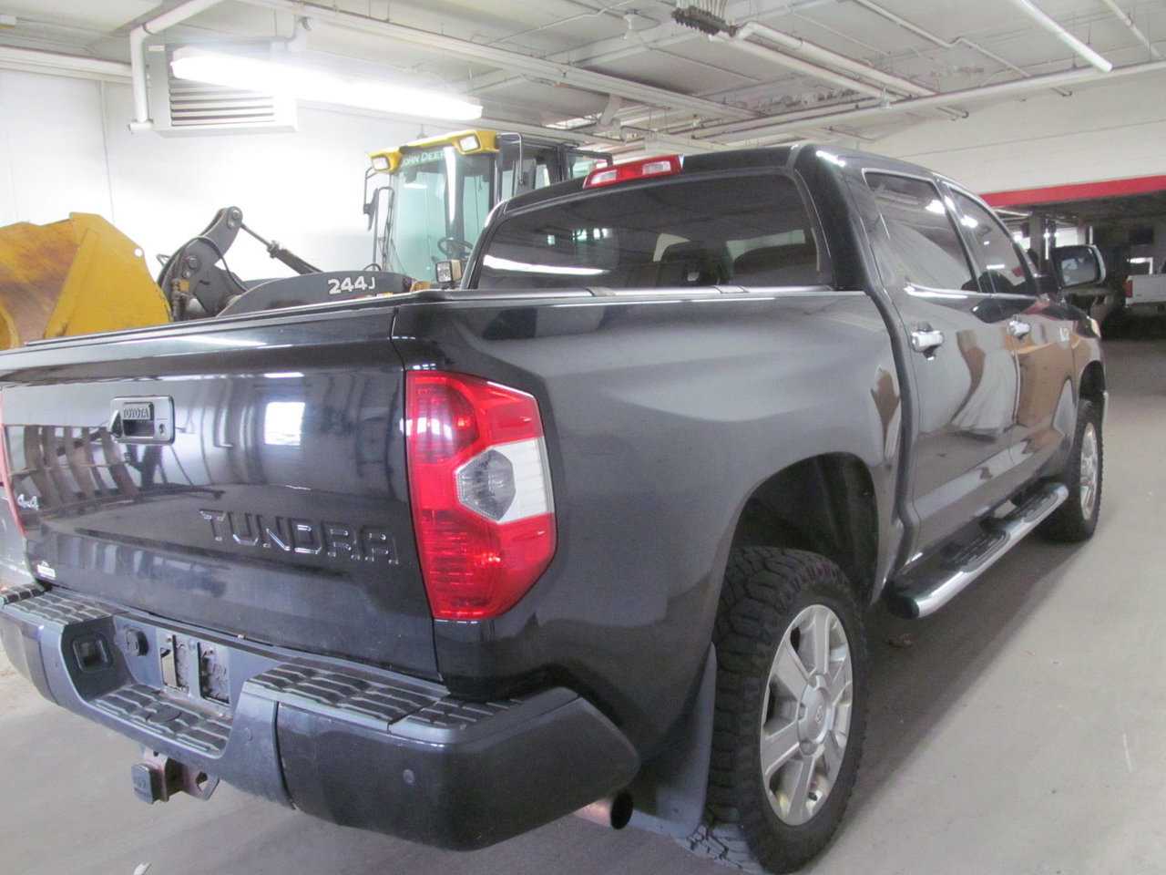 2015 Toyota Tundra Platinum-3