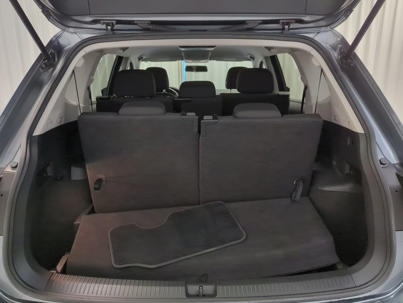 2018 Volkswagen Tiguan Trendline-22