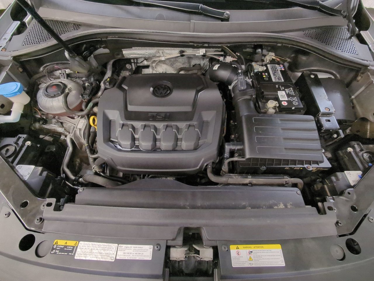 2022 Volkswagen Tiguan Comfortline R-Line Black Edition-24