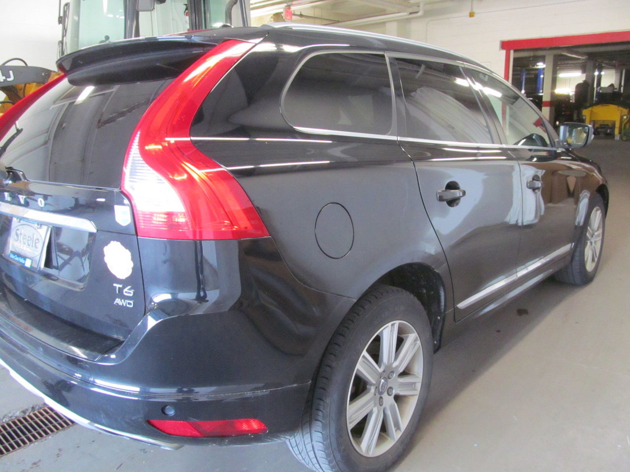 2017 Volvo XC60 T6 Drive-E Premier-3