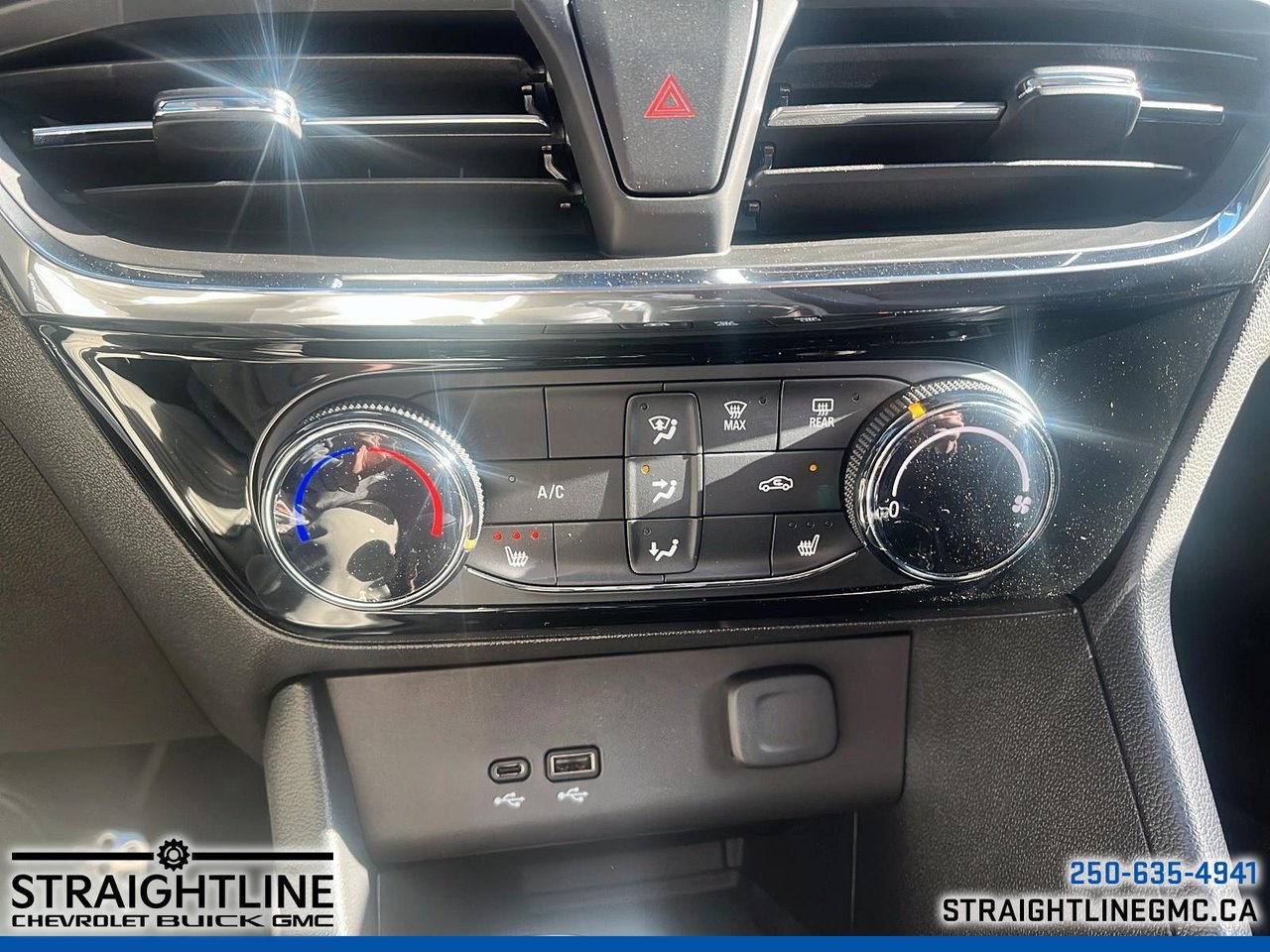 2026 Buick Encore GX Sport Touring-17