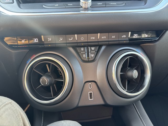 2025 Chevrolet Blazer LT-18