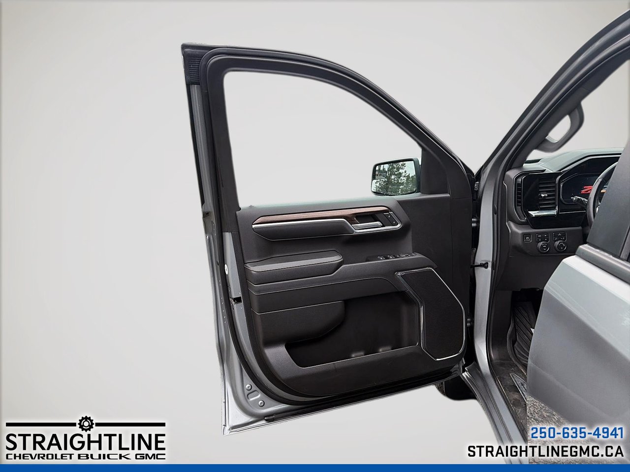 2023 Chevrolet Silverado 1500 LT-8