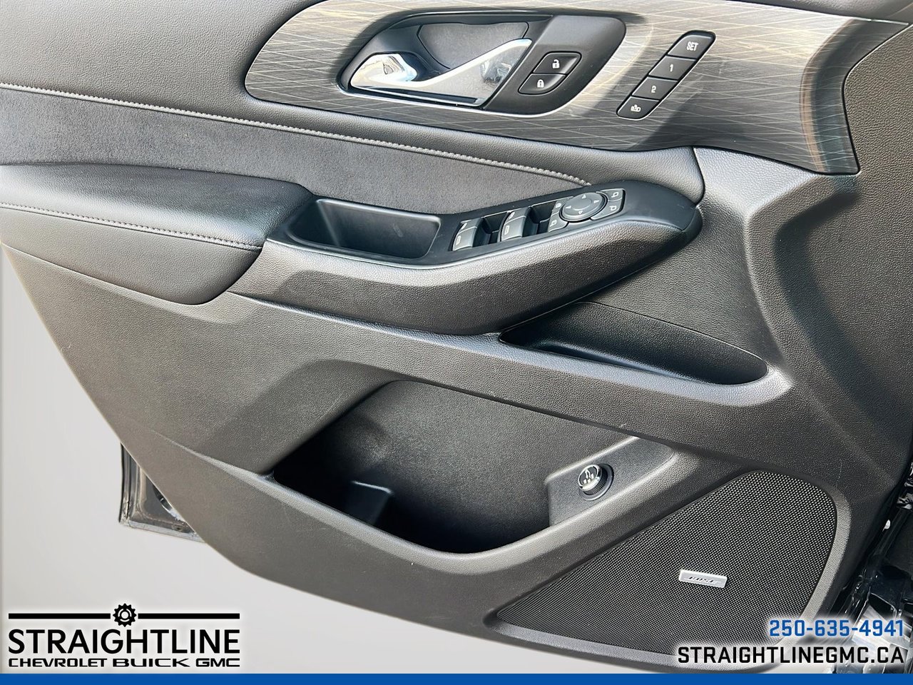 2023 Chevrolet Traverse High Country-9