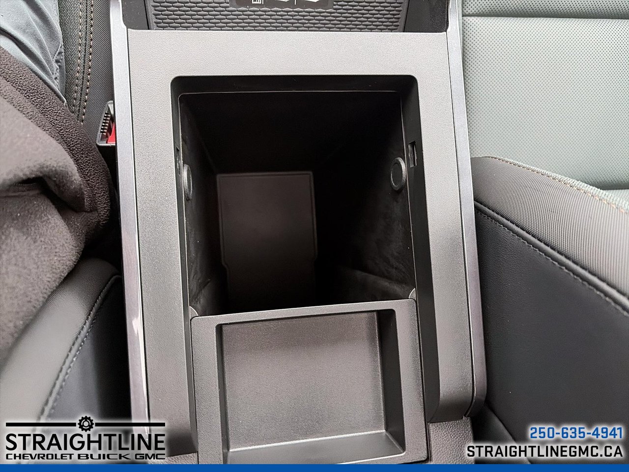 2026 GMC Terrain AT4-19