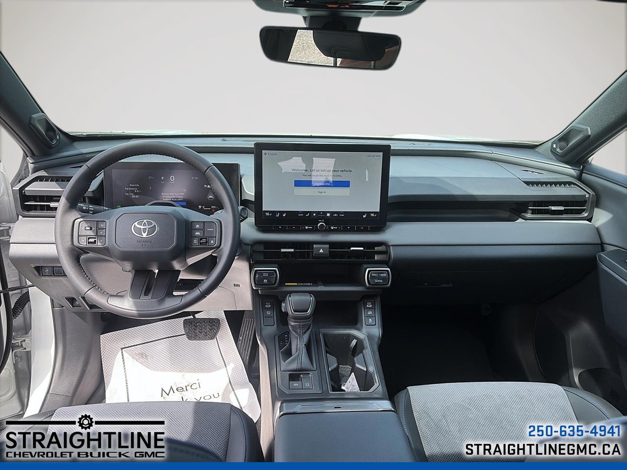 2026 Toyota RAV4 XSE-8