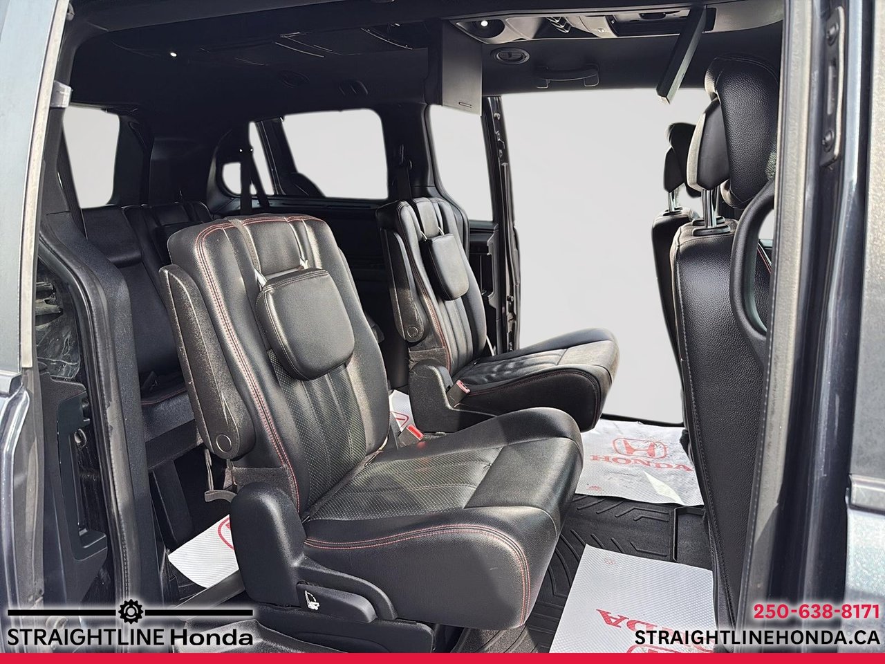 2014 Dodge Grand Caravan R/T-21